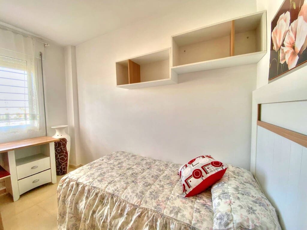 3 bedroom Apartment for rent in Benajarafe with pool - € 1,060 (Ref: 9824641)