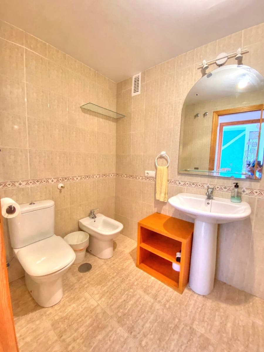 3 bedroom Apartment for rent in Benajarafe with pool - € 1,060 (Ref: 9824641)