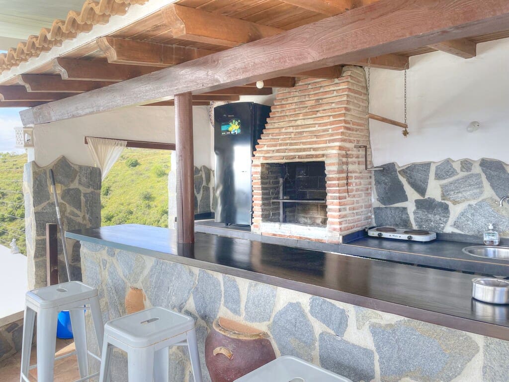 3 sovrum Finca/Hus på landet till salu i El Borge med pool - 468 000 € (Ref: 9833359)