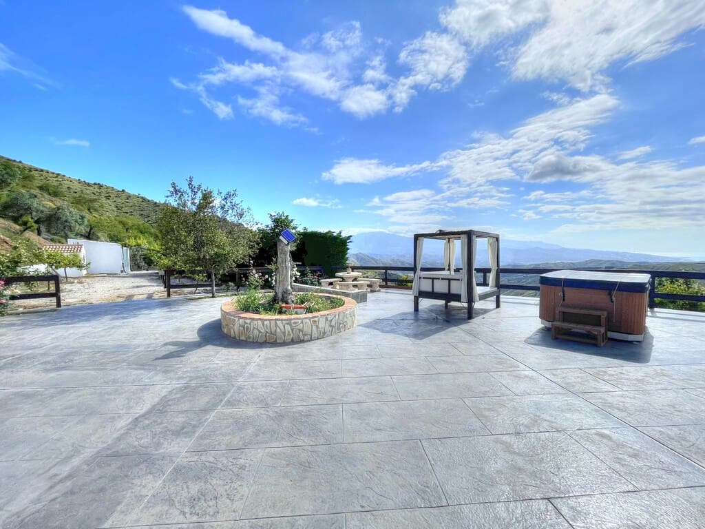 3 sovrum Finca/Hus på landet till salu i El Borge med pool - 468 000 € (Ref: 9833359)
