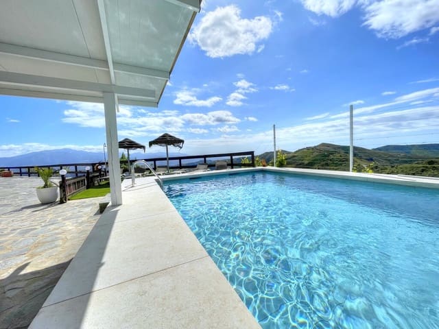 3 soveværelse Finca/Landehus til salg i El Borge med swimmingpool - € 468.000 (Ref: 9833359)