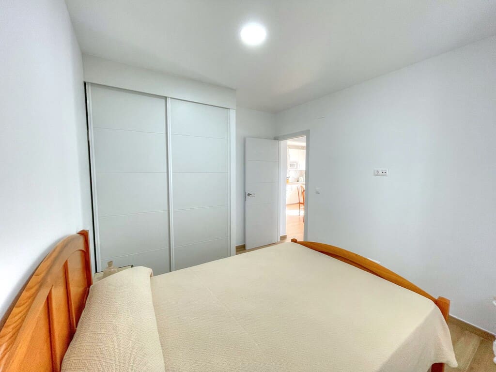 2 bedroom Townhouse for rent in Valle Niza with garage - € 800 (Ref: 9838962)