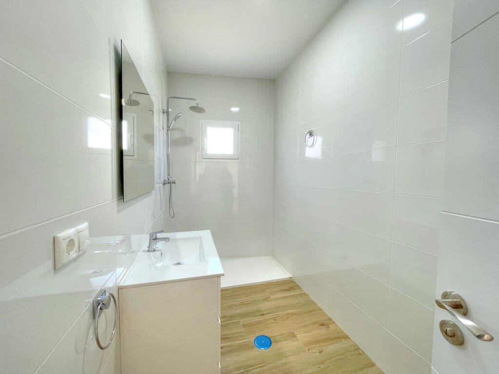2 bedroom Townhouse for rent in Valle Niza with garage - € 800 (Ref: 9838963)