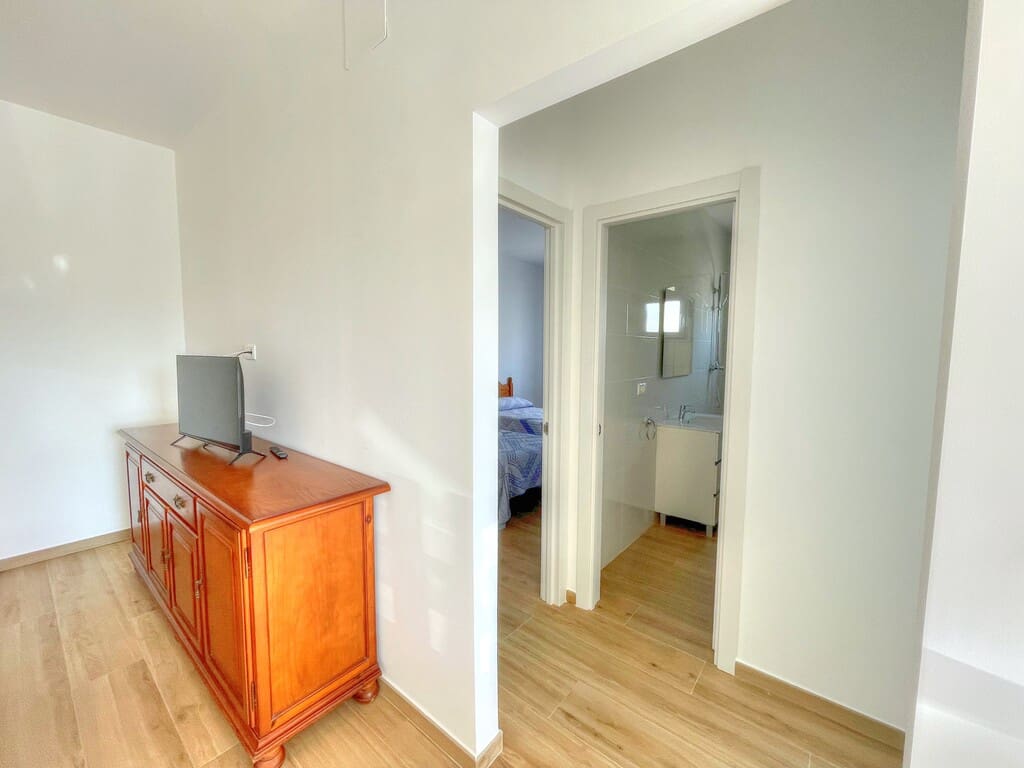 2 bedroom Townhouse for rent in Valle Niza with garage - € 800 (Ref: 9838963)