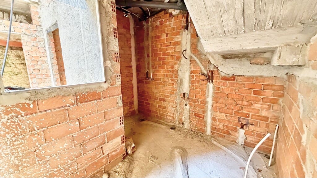 3 soveværelse Villa til salg i Periana med garage - € 190.000 (Ref: 9838964)