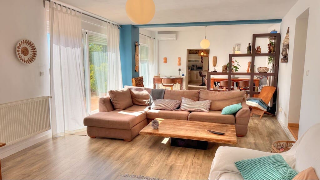 4 sovrum Finca/Hus på landet till salu i Benajarafe med pool garage - 650 000 € (Ref: 9857512)