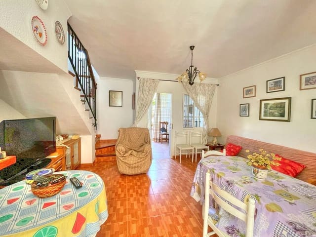 Casa de 2 habitaciones en Benajarafe, Vélez-Málaga en venta con piscina - 360.000 € (Ref: 9864722)