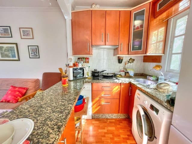Casa de 2 habitaciones en Benajarafe, Vélez-Málaga en venta con piscina - 360.000 € (Ref: 9864722)