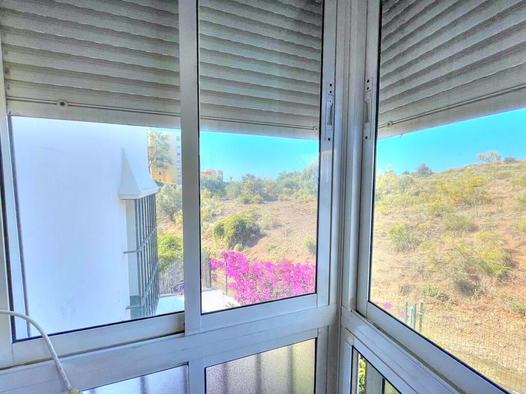 Casa de 2 habitaciones en Benajarafe en venta con piscina - 360.000 € (Ref: 9864722)
