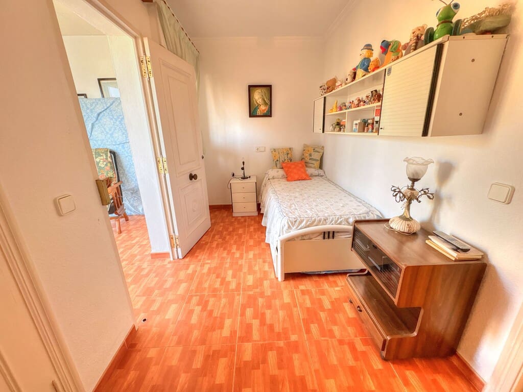2 bedroom Townhouse for sale in Benajarafe with pool - € 350,000 (Ref: 9864722)
