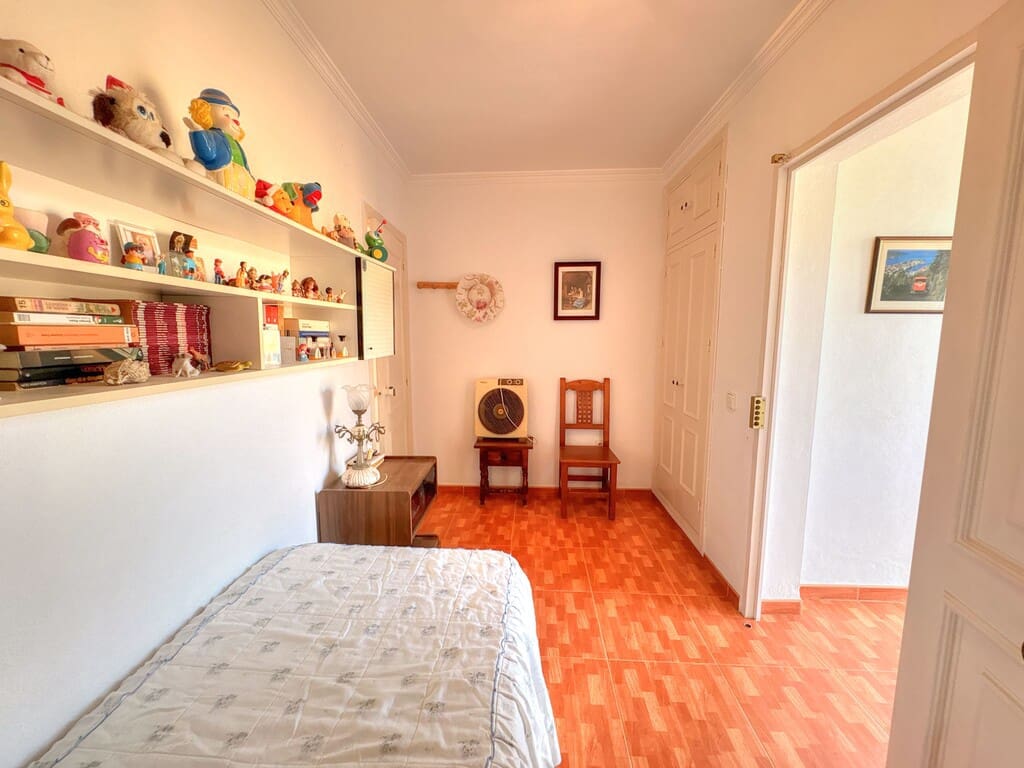2 bedroom Townhouse for sale in Benajarafe with pool - € 350,000 (Ref: 9864722)