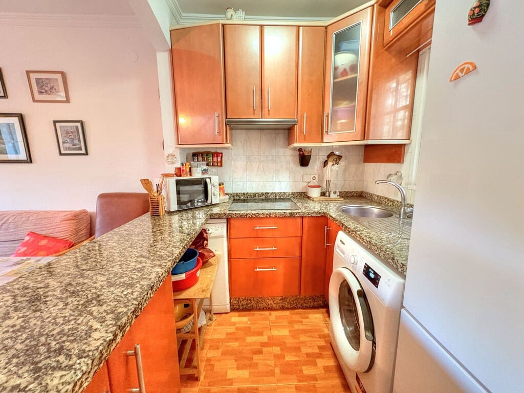 2 bedroom Townhouse for sale in Benajarafe with pool - € 350,000 (Ref: 9864722)