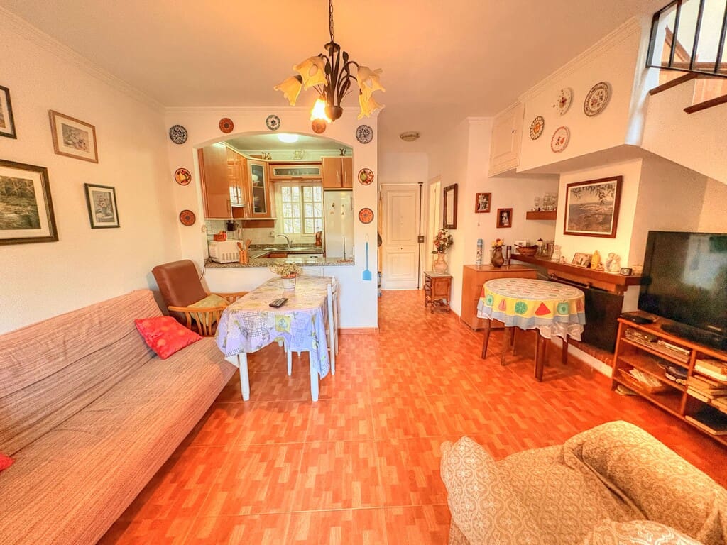 2 bedroom Townhouse for sale in Benajarafe with pool - € 350,000 (Ref: 9864722)