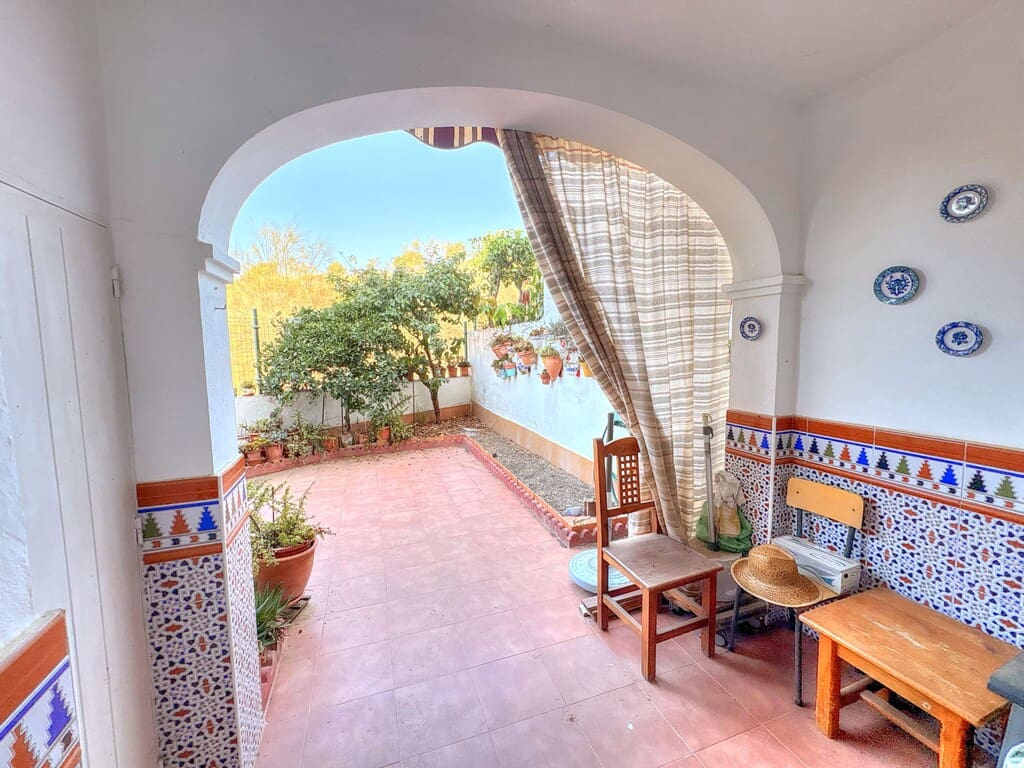 2 bedroom Townhouse for sale in Benajarafe with pool - € 350,000 (Ref: 9864722)