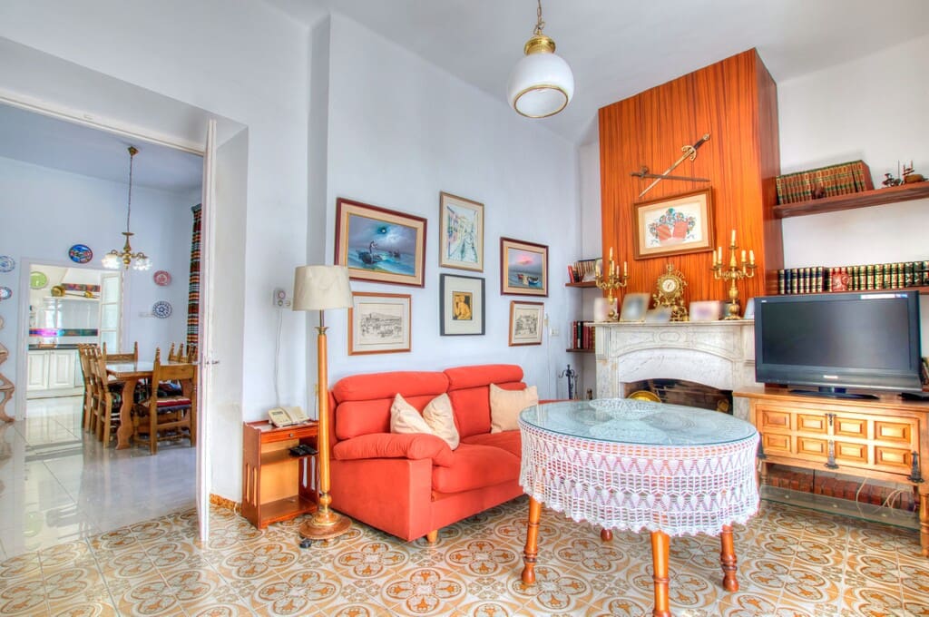 12 chambre Villa/Maison à vendre à Velez-Malaga avec piscine - 1 100 000 € (Ref: 9896260)