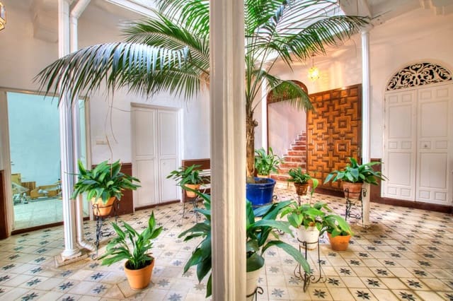 12 sypialnia Willa na sprzedaż w Vélez-Málaga z basenem - 1 100 000 € (Ref: 9896260)