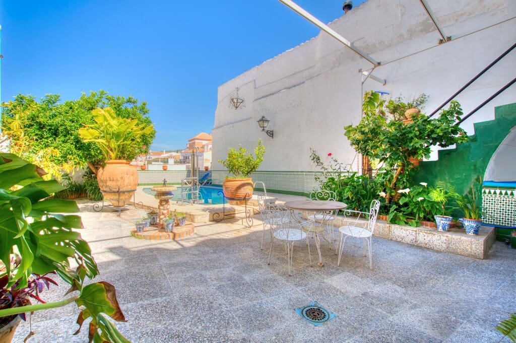 12 chambre Villa/Maison à vendre à Velez-Malaga avec piscine - 1 100 000 € (Ref: 9896260)