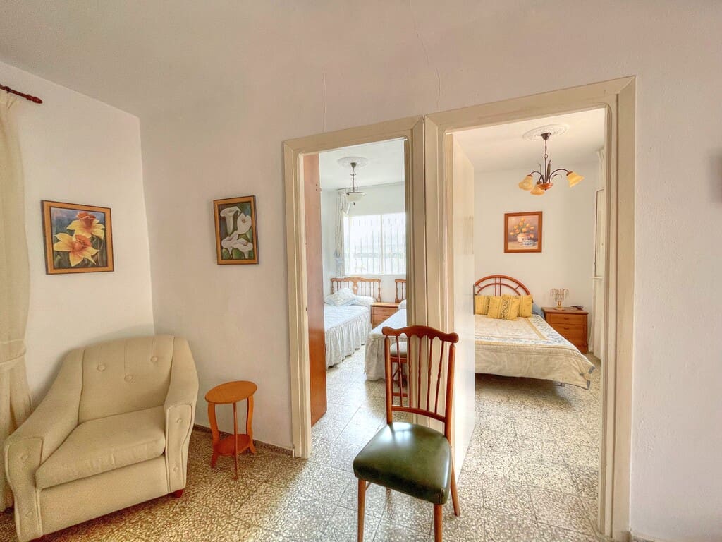 3 slaapkamer Finca/Landhuis te koop in Benamocarra met garage - € 295.000 (Ref: 9959311)