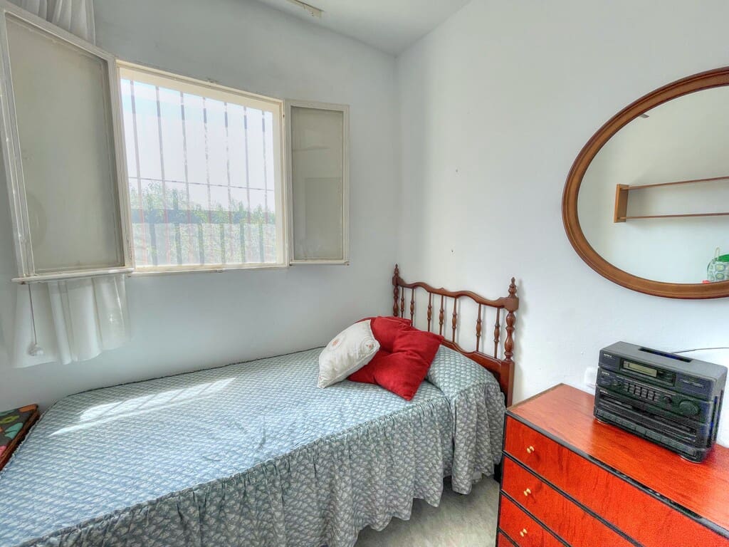 3 slaapkamer Finca/Landhuis te koop in Benamocarra met garage - € 295.000 (Ref: 9959311)