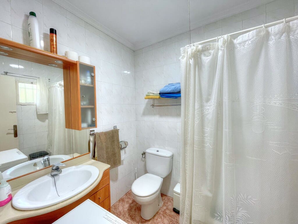 3 slaapkamer Finca/Landhuis te koop in Benamocarra met garage - € 295.000 (Ref: 9959311)