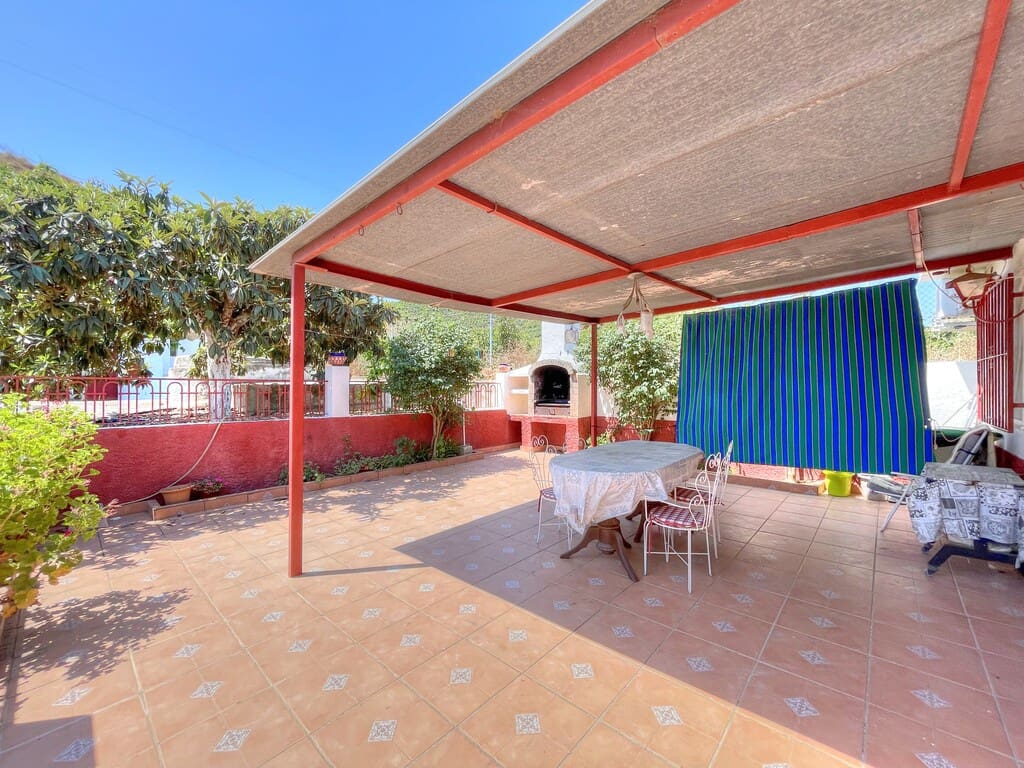 3 slaapkamer Finca/Landhuis te koop in Benamocarra met garage - € 295.000 (Ref: 9959311)