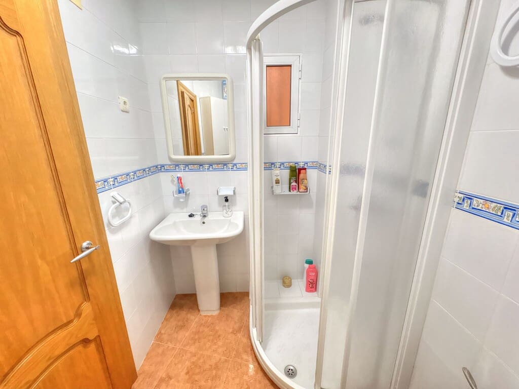 1 makuuhuone Huoneisto vuokrattavana paikassa Benajarafe mukana uima-altaan - 750 € (Ref: 9962220)