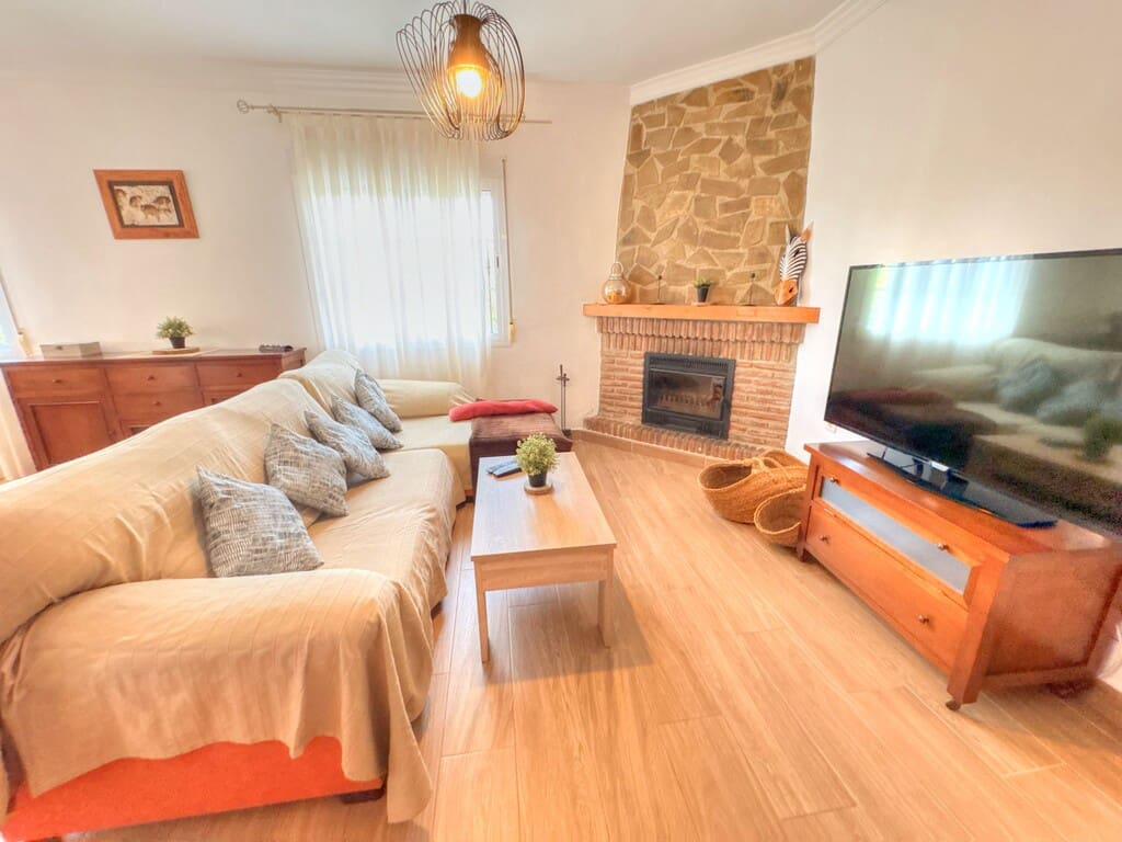 5 sovrum Finca/Hus på landet till salu i Velez-Malaga med pool - 510 000 € (Ref: 9967254)