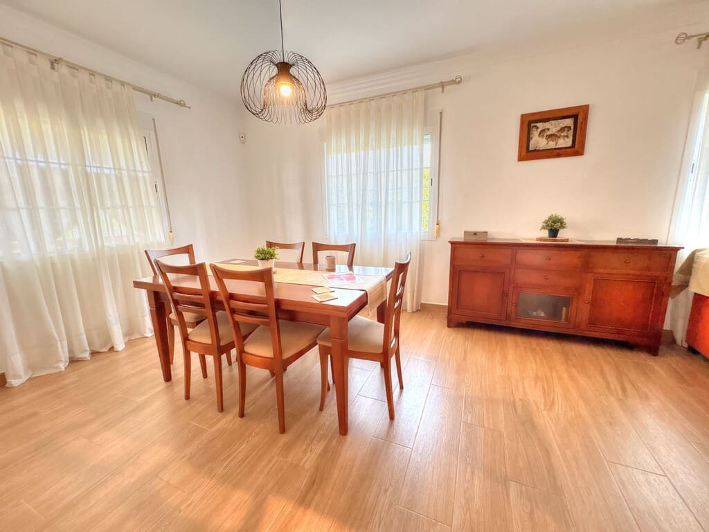 5 sovrum Finca/Hus på landet till salu i Velez-Malaga med pool - 510 000 € (Ref: 9967254)