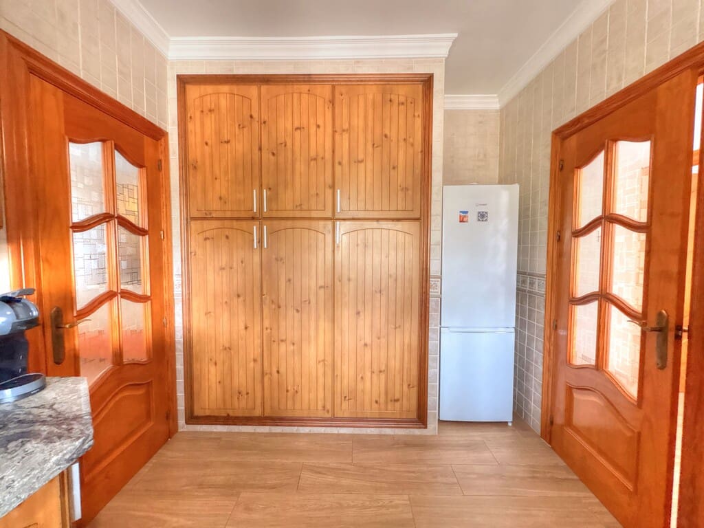 5 sovrum Finca/Hus på landet till salu i Velez-Malaga med pool - 510 000 € (Ref: 9967254)