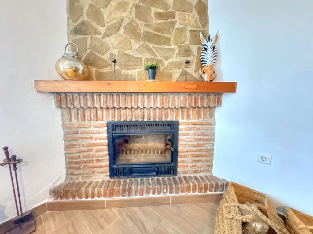 5 sovrum Finca/Hus på landet till salu i Velez-Malaga med pool - 510 000 € (Ref: 9967254)