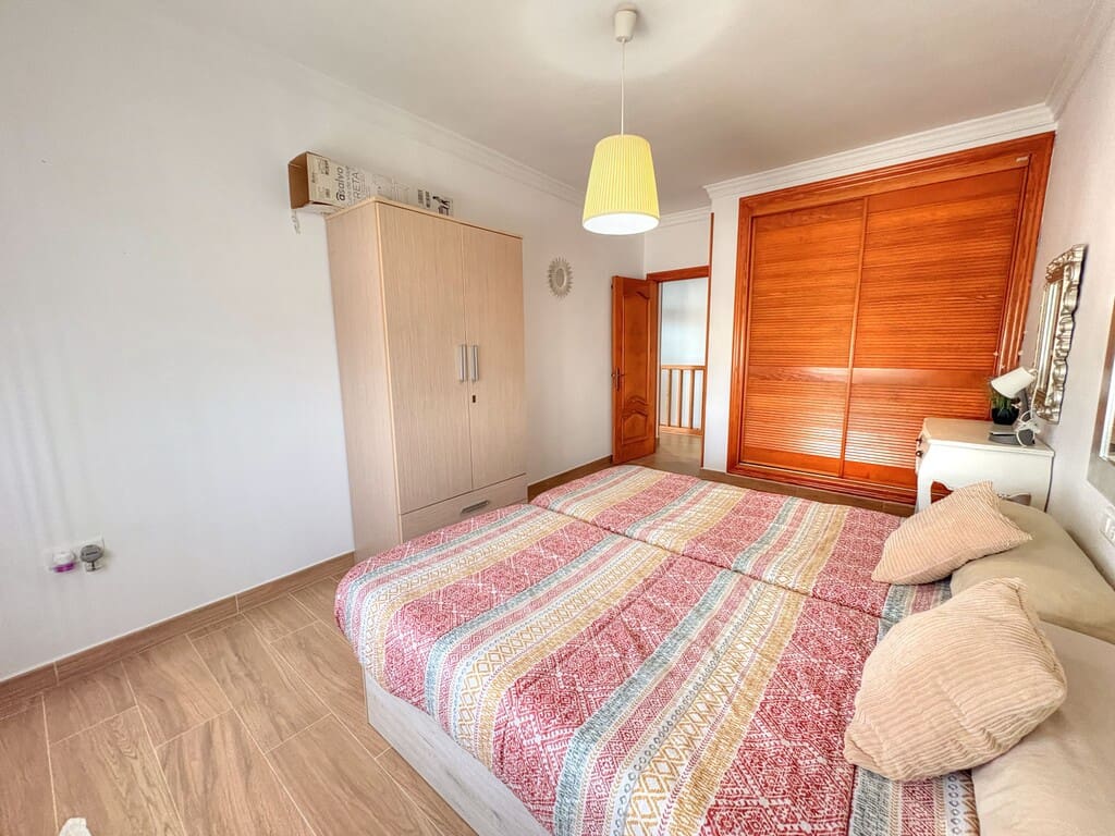 5 sovrum Finca/Hus på landet till salu i Velez-Malaga med pool - 510 000 € (Ref: 9967254)