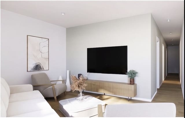 3 soveværelse Lejlighed til salg i Vélez-Málaga med garage - € 243.000 (Ref: 9976839)