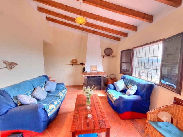 4 soveværelse Finca/Landehus til salg i Almáchar med swimmingpool garage - € 375.000 (Ref: 9996693)