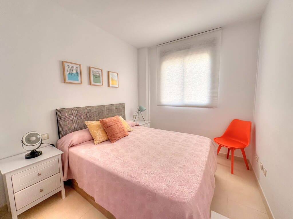 2 quarto Apartamento para arrendar em Benajarafe com piscina - 1 150 € (Ref: 9996694)