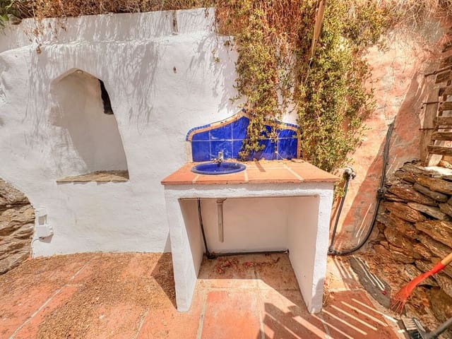 2 Zimmer Finca/Landgut zu verkaufen in La Zubia, Cútar mit Garage - 189.000 € (Ref: 9998139)