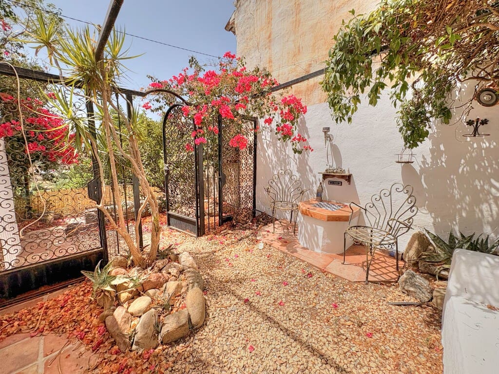 2 Zimmer Finca/Landgut zu verkaufen in La Zubia mit Garage - 189.000 € (Ref: 9998139)