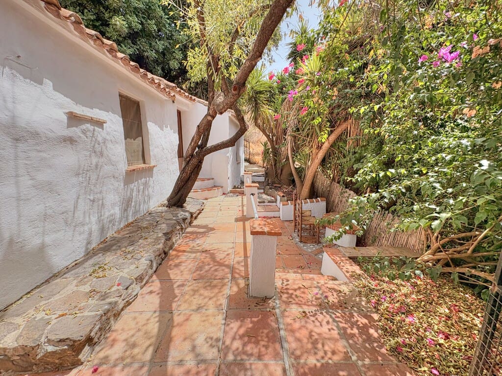 2 Zimmer Finca/Landgut zu verkaufen in La Zubia mit Garage - 189.000 € (Ref: 9998139)