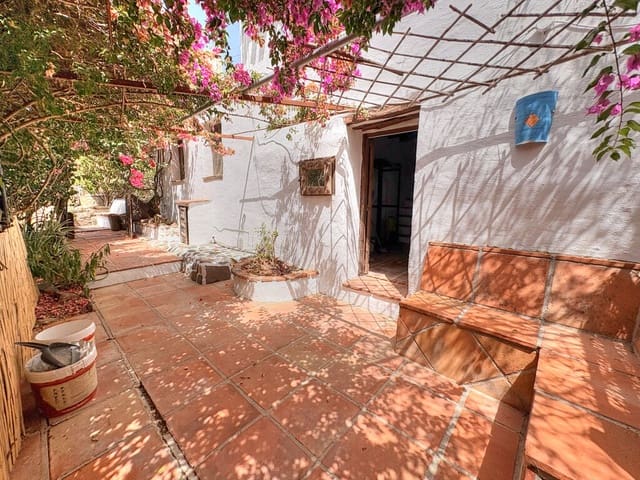 2 Zimmer Finca/Landgut zu verkaufen in La Zubia, Cútar mit Garage - 189.000 € (Ref: 9998139)