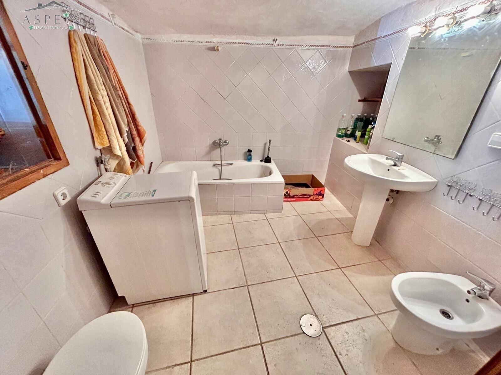 5 makuuhuone Luolatalo myytävänä paikassa Monovar / Monover - 112 000 € (Ref: 10059848)