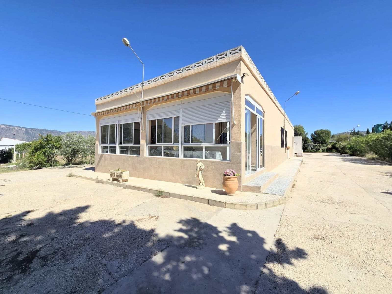 4 soverom Finca/Herregård til salgs i Salinas med svømmebasseng garasje - € 299 000 (Ref: 10059883)