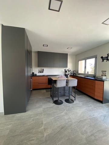 5 slaapkamer Villa te koop in Petrel / Petrer met zwembad - € 1.580.000 (Ref: 10060357)