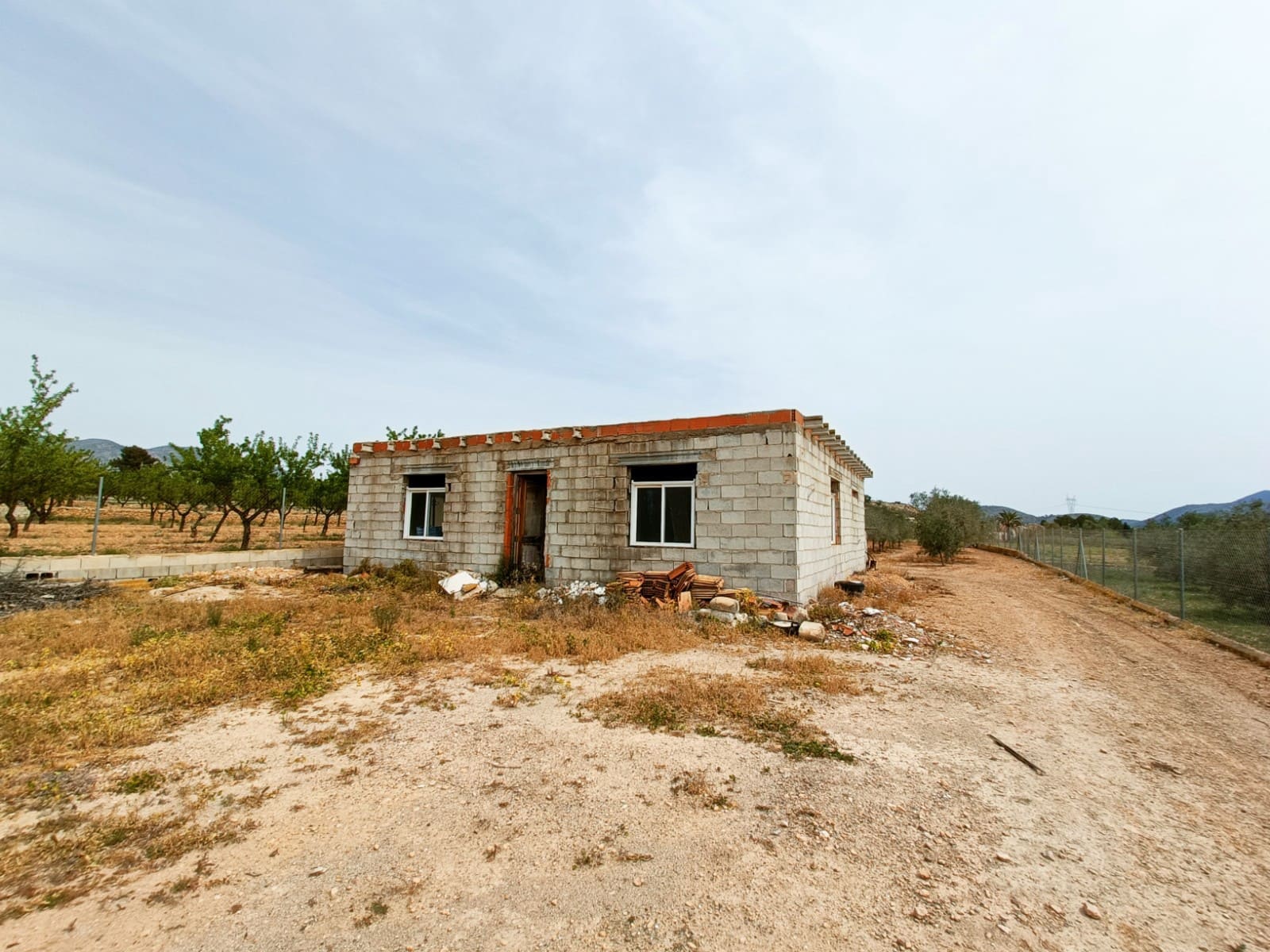 4 soverom Finca/Herregård til salgs i Hondon de los Frailes med svømmebasseng garasje - € 180 000 (Ref: 10060362)