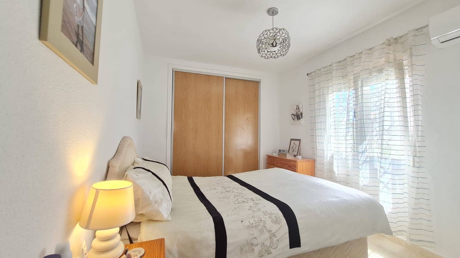 Chalet de 2 habitaciones en Orihuela Costa en venta con piscina garaje - 399.900 € (Ref: 10060365)