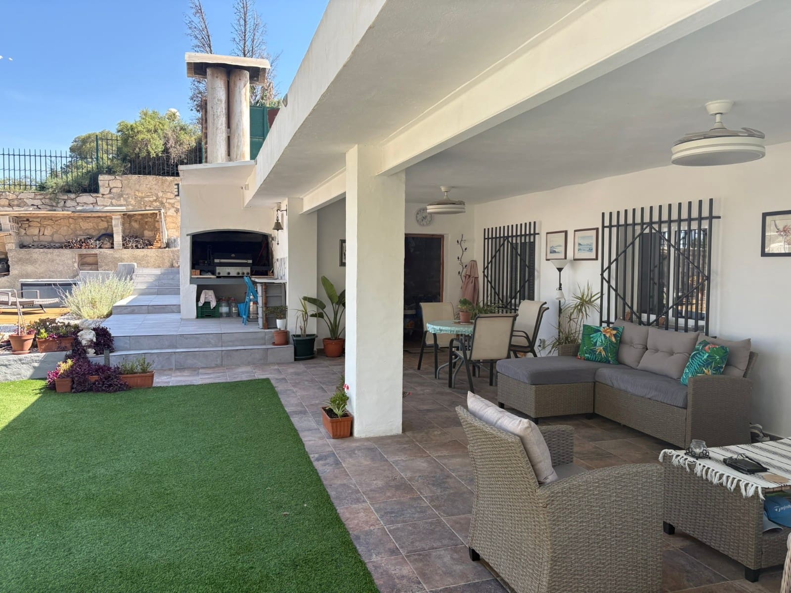 Finca/Casa Rural de 4 habitaciones en Elche / Elx en venta con piscina garaje - 339.950 € (Ref: 10060366)