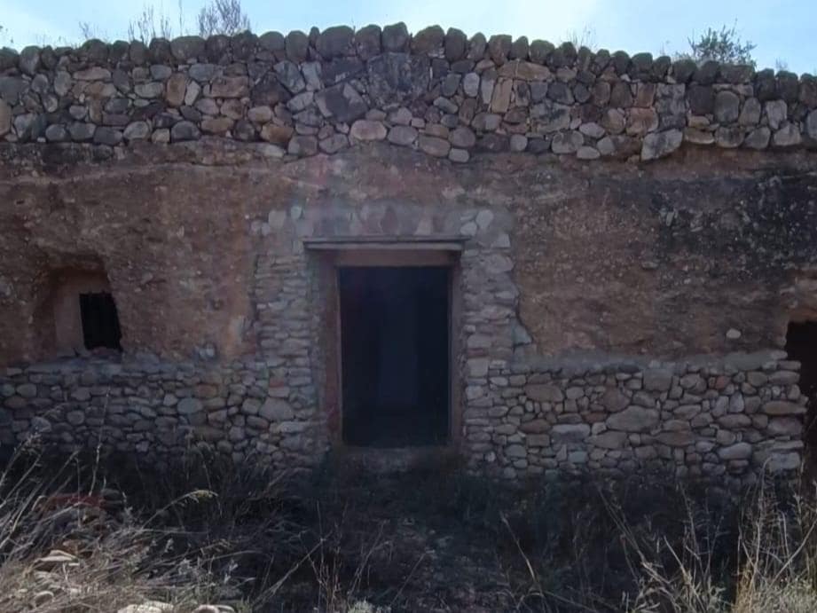 Casa Cueva en Orihuela en venta - 95.000 € (Ref: 10060367)