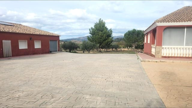 7 bedroom Finca/Country House for sale in Sax with pool - € 780,000 (Ref: 10060382)