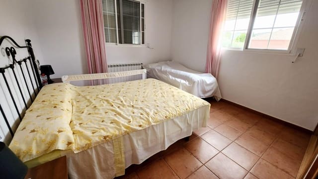 7 bedroom Finca/Country House for sale in Sax with pool - € 780,000 (Ref: 10060382)