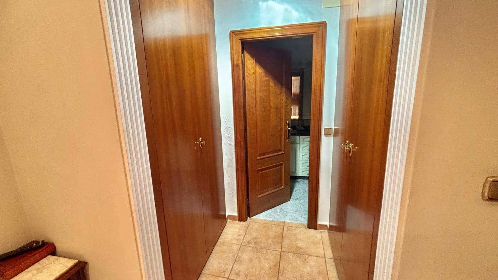 Casa de 5 habitaciones en Aspe en venta con garaje - 315.000 € (Ref: 10060384)