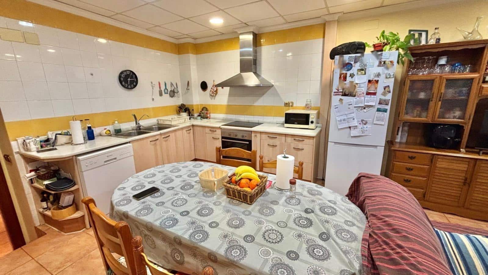 Casa de 5 habitaciones en Aspe en venta con garaje - 315.000 € (Ref: 10060384)