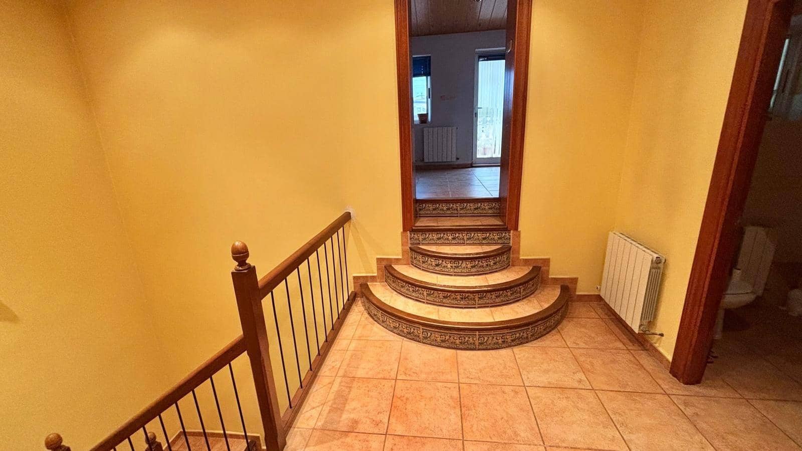 Casa de 5 habitaciones en Aspe en venta con garaje - 315.000 € (Ref: 10060384)